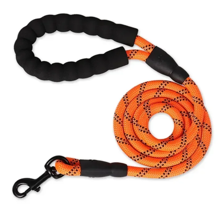 Load image into Gallery viewer, Strong Dog Walking Traction Rope - ESSMCO
