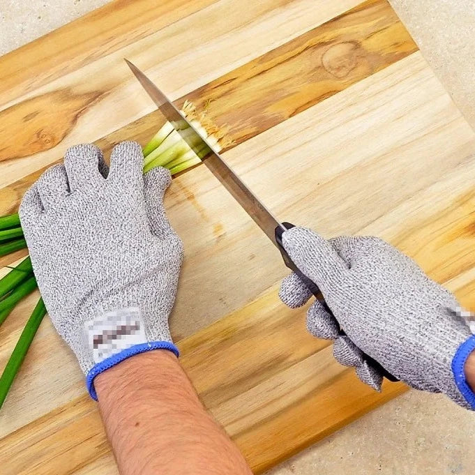 Load image into Gallery viewer, Safety Cut-Resistant Gloves for Kitchen and Gardening - ESSMCO
