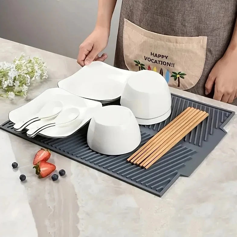 Load image into Gallery viewer, Silicone Drain Pad and Drying Mat - Non-Slip Kitchen Utensil Mat - ESSMCO
